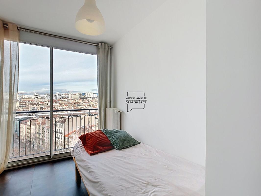 MARSEILLE-1ER-ARRONDISSEMENT Marseille (13001) BOURSE - VIEUX PORT - Exclusivité - T4 MEUBLE - VUE IMPRENABLE 17
