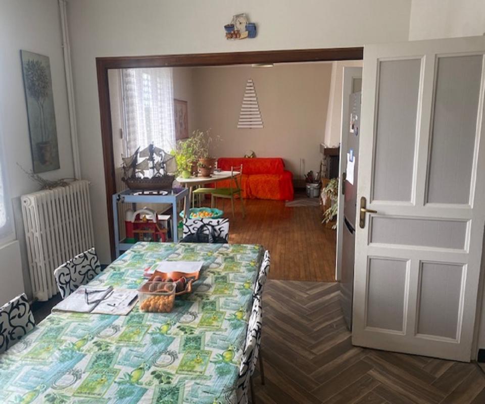 SAINT-MARTIN-SUR-OUST Maison  8 pièce(s) 126 m2 Saint Martin sur Oust 13