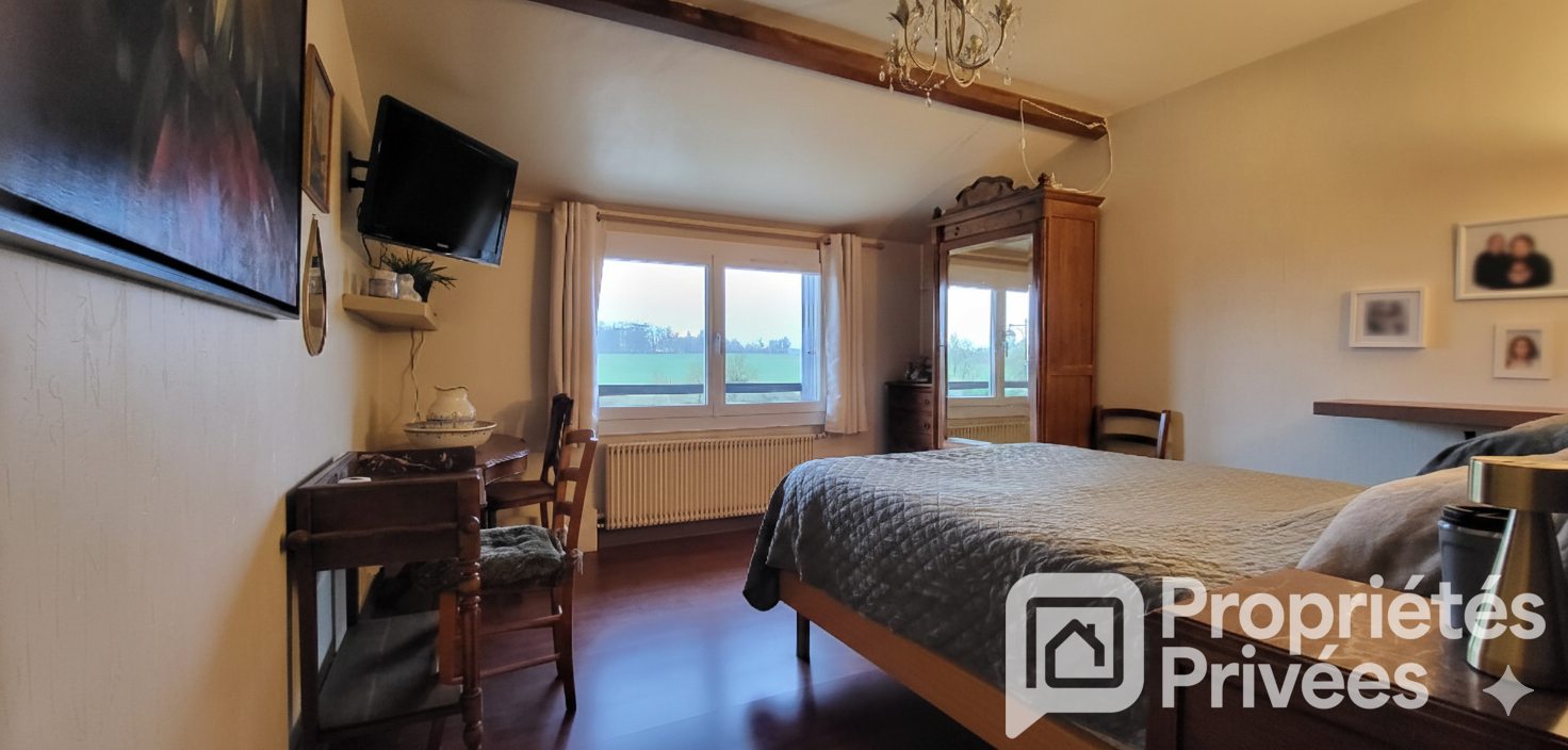 LA FERTE-VIDAME Maison de village 10