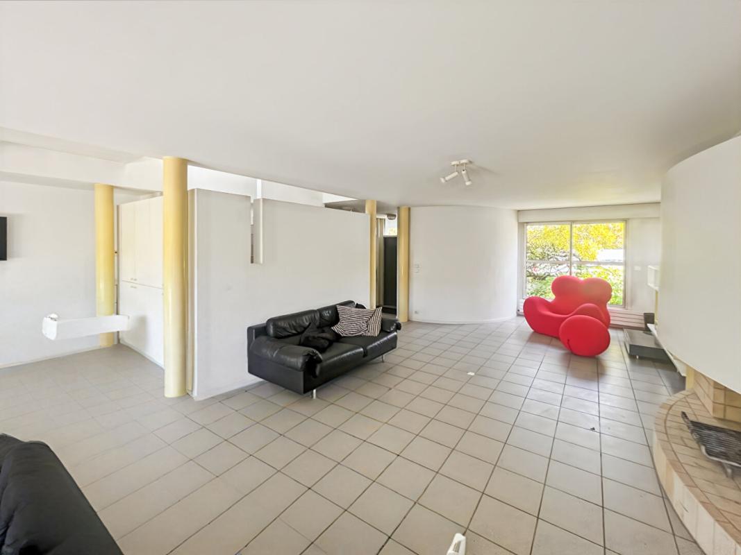 BORDEAUX BORDEAUX CAUDERAN  MAISON D'ARCHITECTE  D'INSPIRATION LE CORBUSIER 2