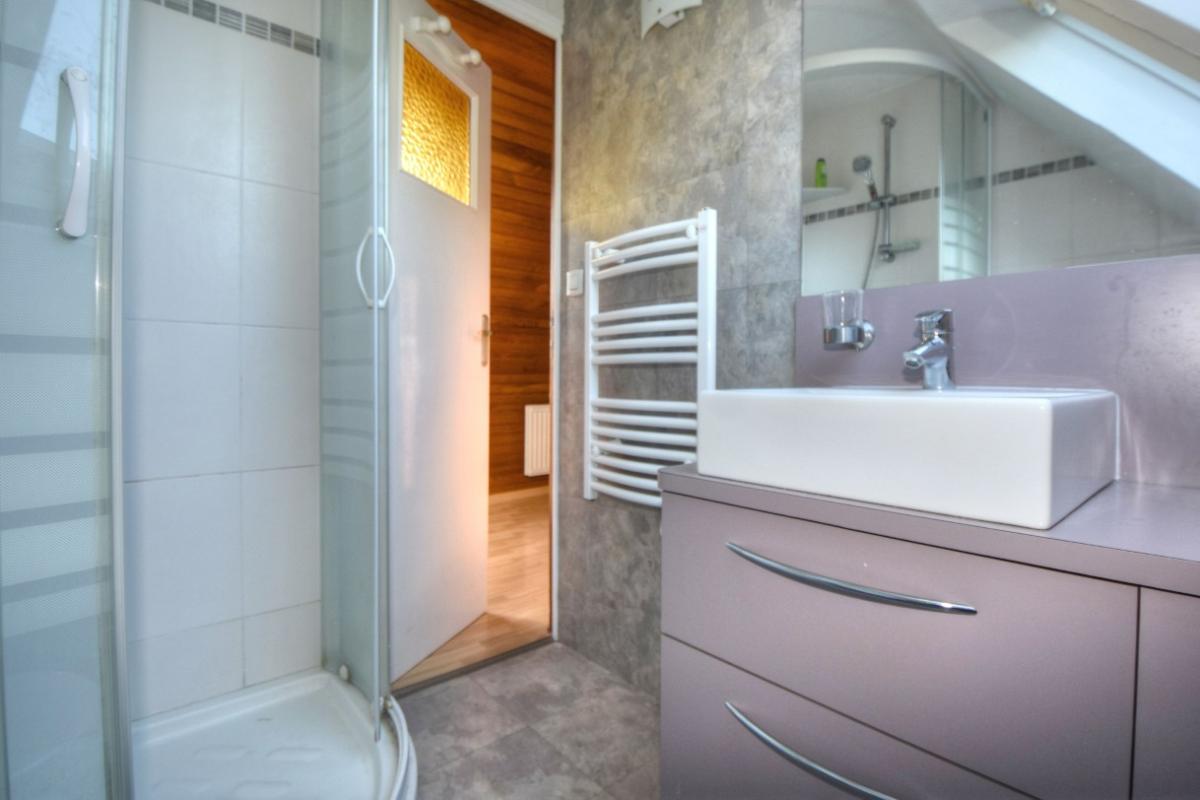 LA ROCHE-DERRIEN Maison avec grand jardin à 10 mn de la mer 3