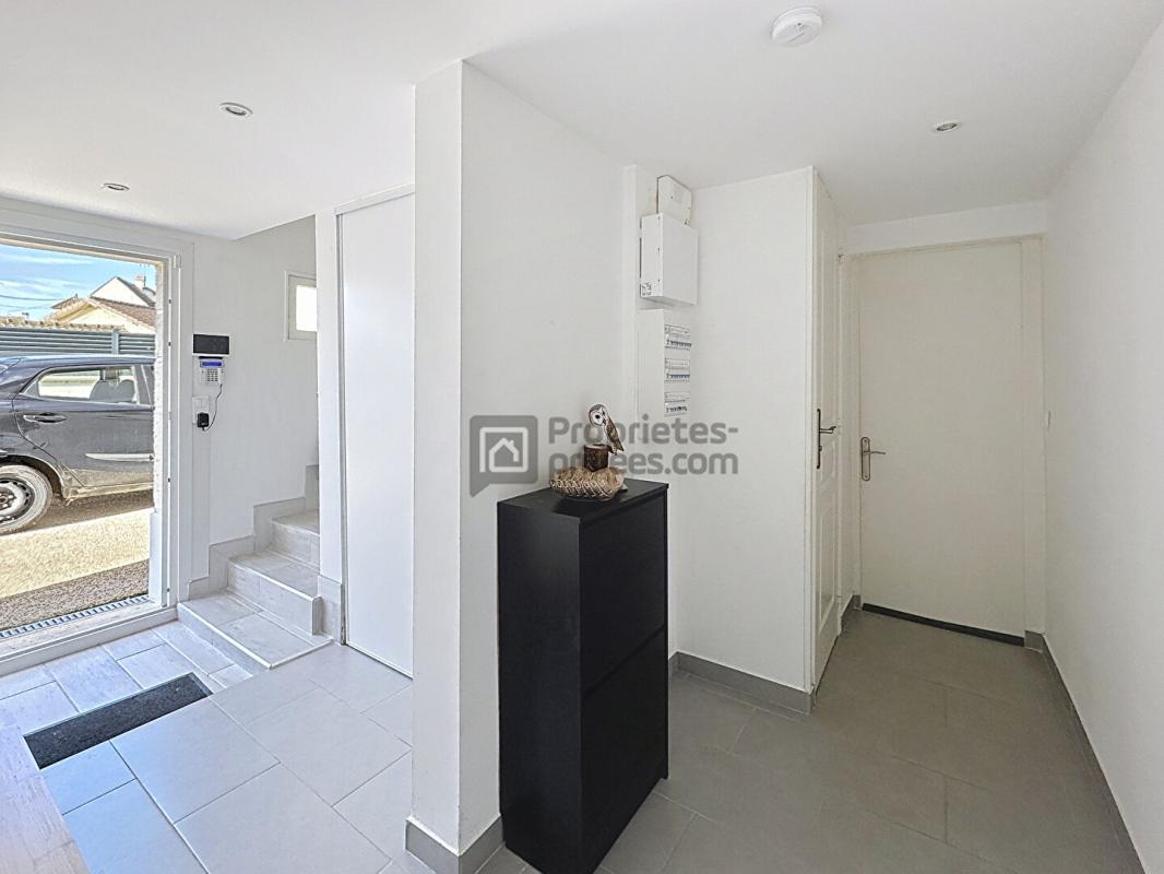 GRETZ-ARMAINVILLIERS Maison Gretz Armainvilliers 5 pièces GRAND GARAGE et DEPENDANCE 6