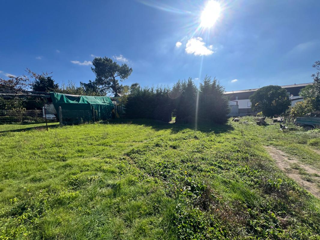 COUERON TERRAIN à bâtir centre bourg de Couëron 1