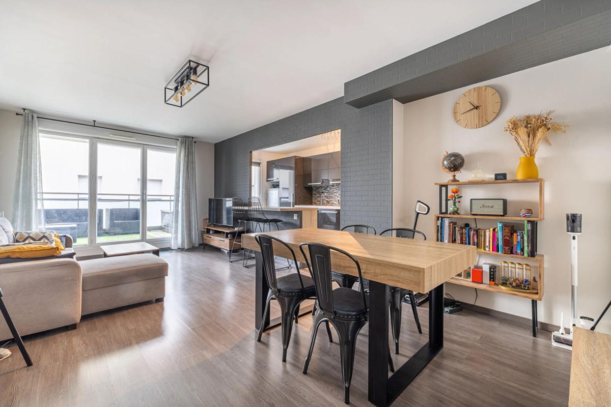 ATHIS-MONS Athis-Mons - Superbe quatre pièces lumineux avec terrasse et stationnements 2