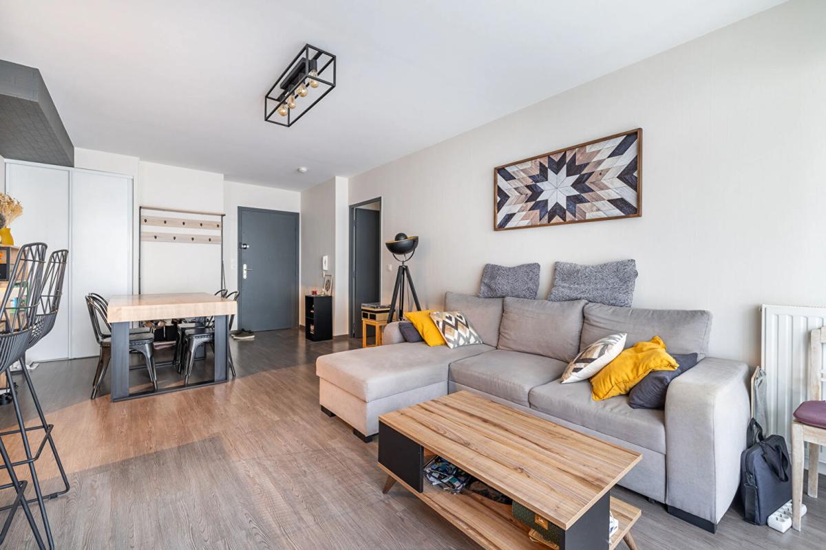 ATHIS-MONS Athis-Mons - Superbe quatre pièces lumineux avec terrasse et stationnements 4