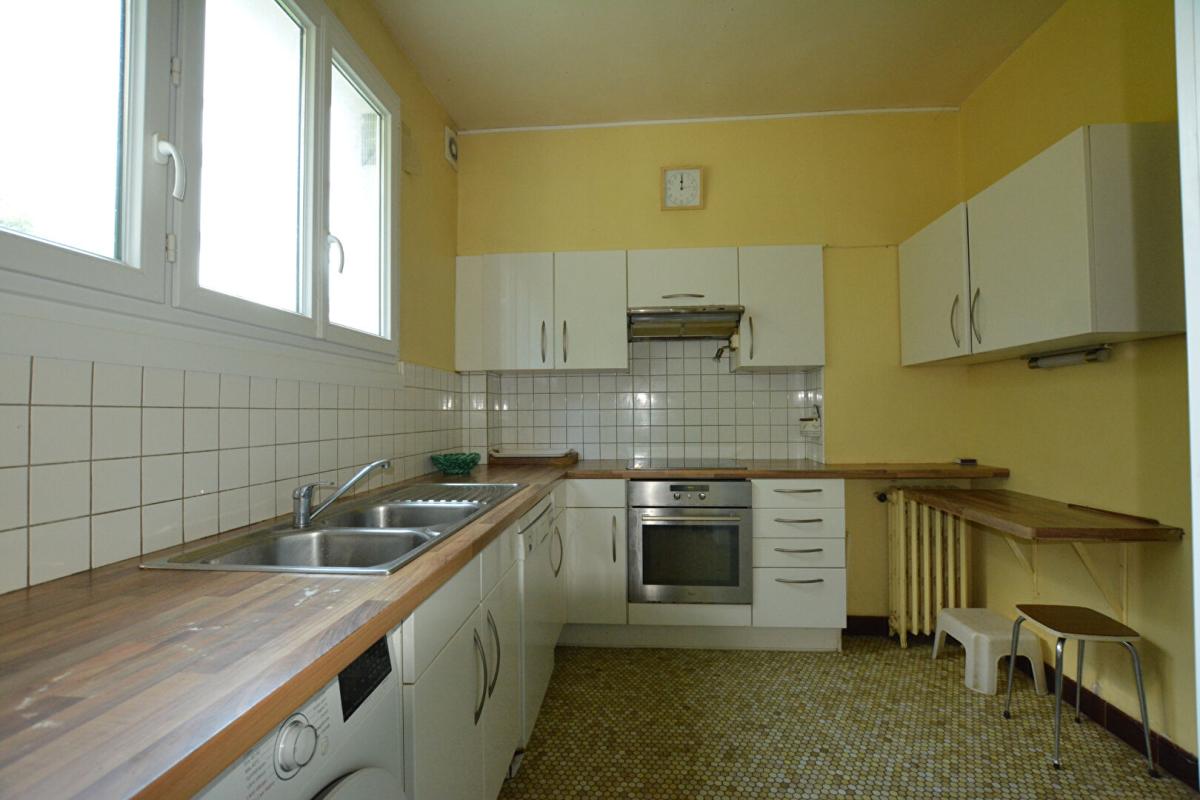 MONTMORENCY Maison Montmorency  (95160) 7 pièces 5 chambres140 m2 12