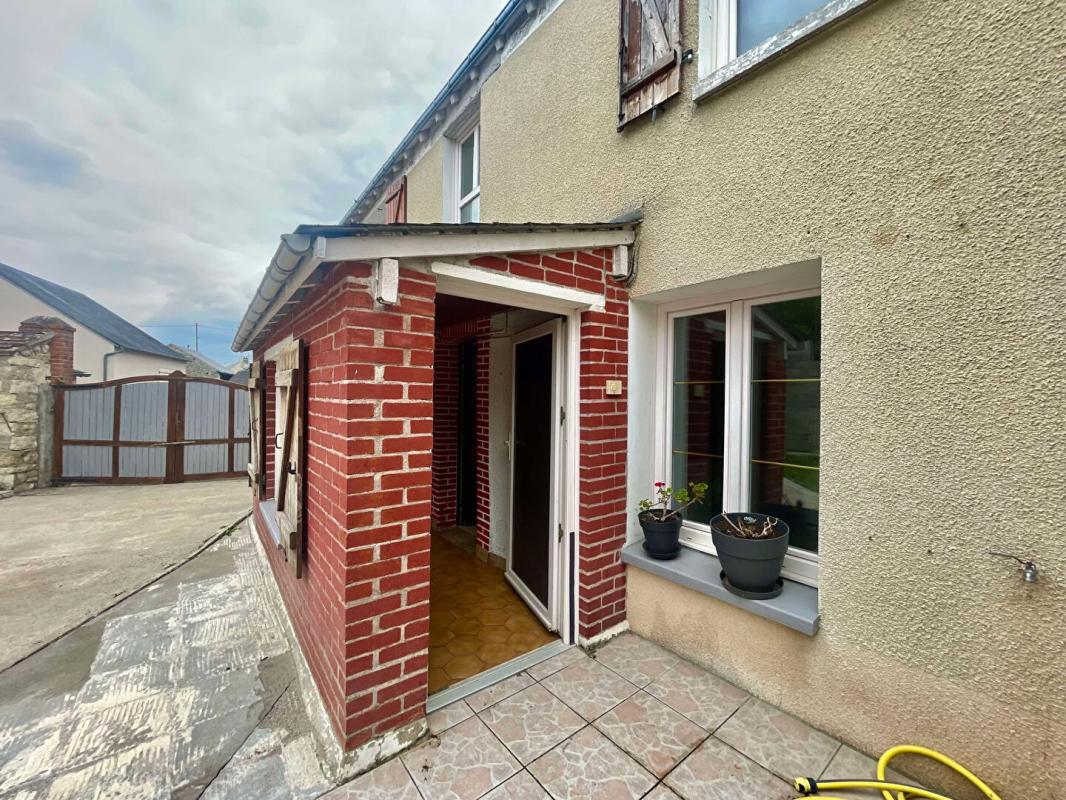 GRENEVILLE-EN-BEAUCE Maison 3 chambres et garage 18