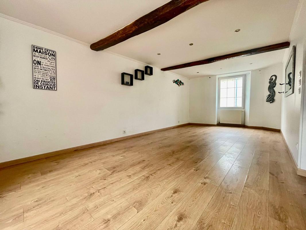 GRENEVILLE-EN-BEAUCE Maison 3 chambres et garage 5