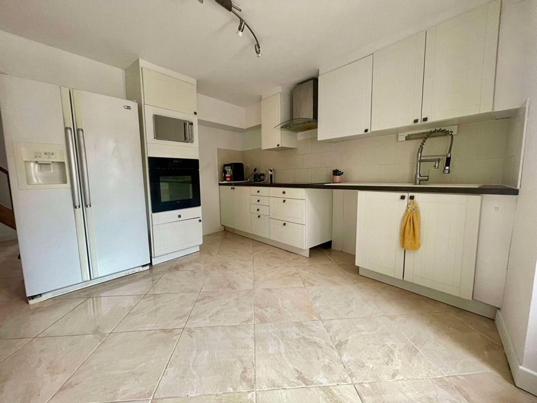 GRENEVILLE-EN-BEAUCE Maison 3 chambres et garage 6