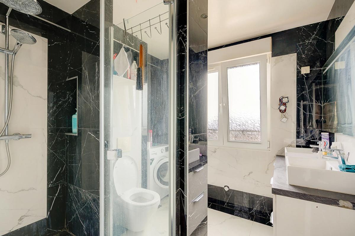 SAINTE-GENEVIEVE-DES-BOIS Maison Sainte-geneviève-des-bois 6 pièce(s) 150 m2 10