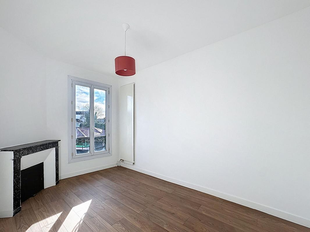 IGNY Grande maison rénovée 5 chambres  Idéale famille, division ou colocation à Igny Pileu 9