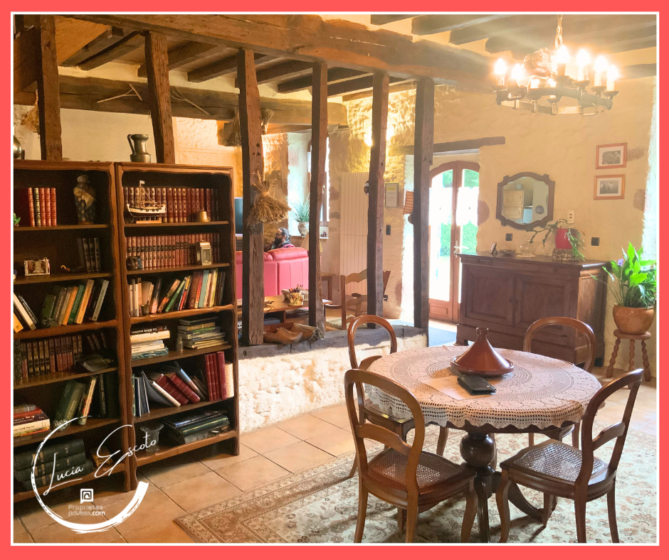 VAUX Grande maison avec 3 hectares environ de terrain et plusieurs dépendances 7