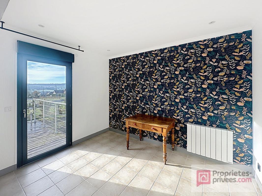 SURVILLE Jolie maison et ses annexes aux portes de Pont L'Evêque, vue dégagée 8