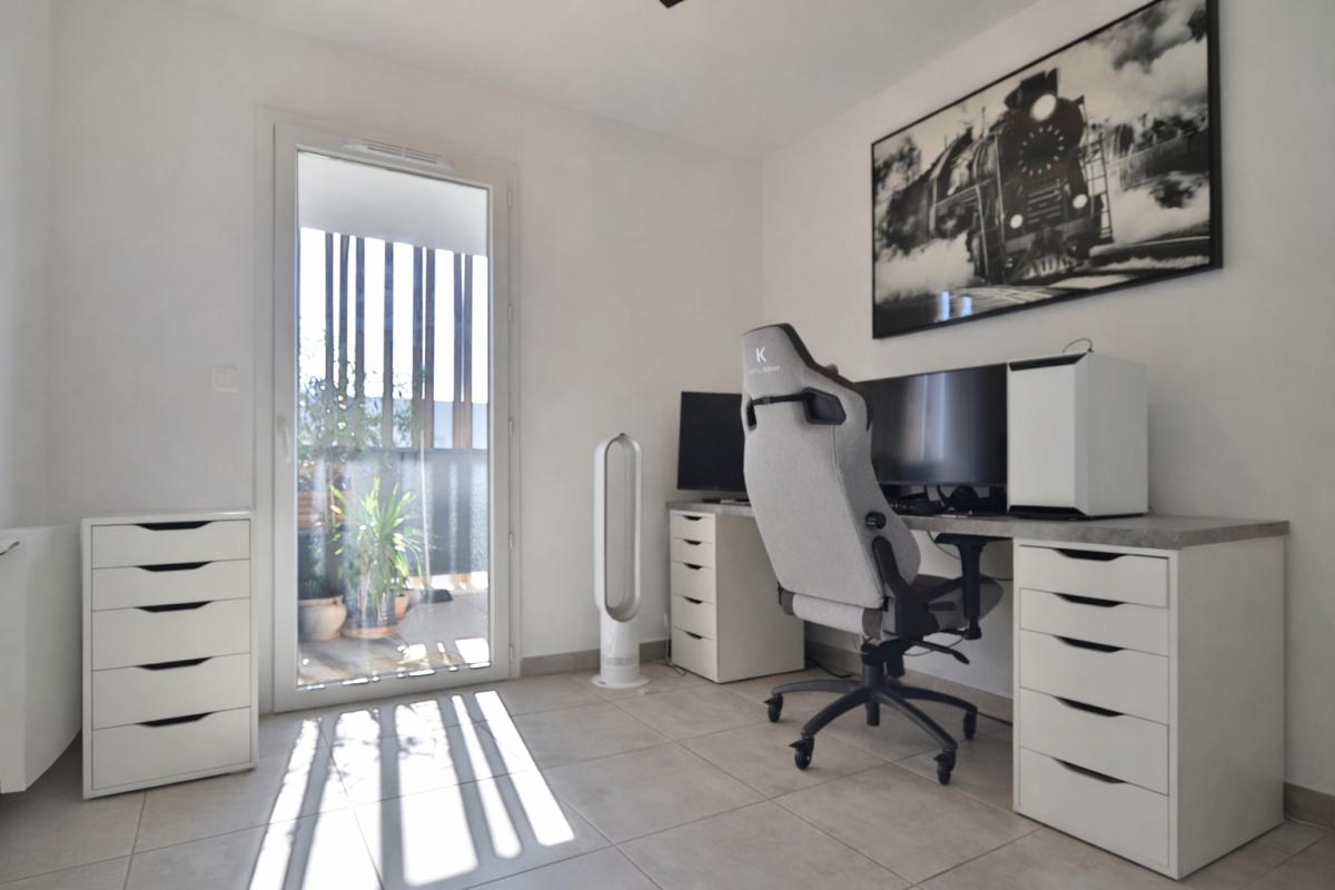 NARBONNE À VENDRE ! Appartement 2 chambres  Résidence récente avec ascenseur 7