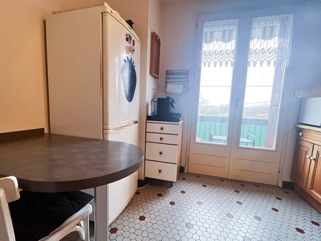 MASCLAT Maison lumineuse 110m² avec potentiel d'agrandissement, 195 000, jardin arboré de près de 7000m², 5 pièces, 2 chambres- 46350 Masclat 9