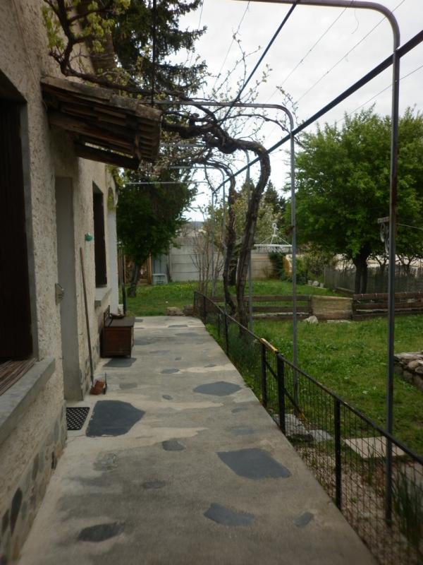 VALREAS Maison de ville avec jardin 12