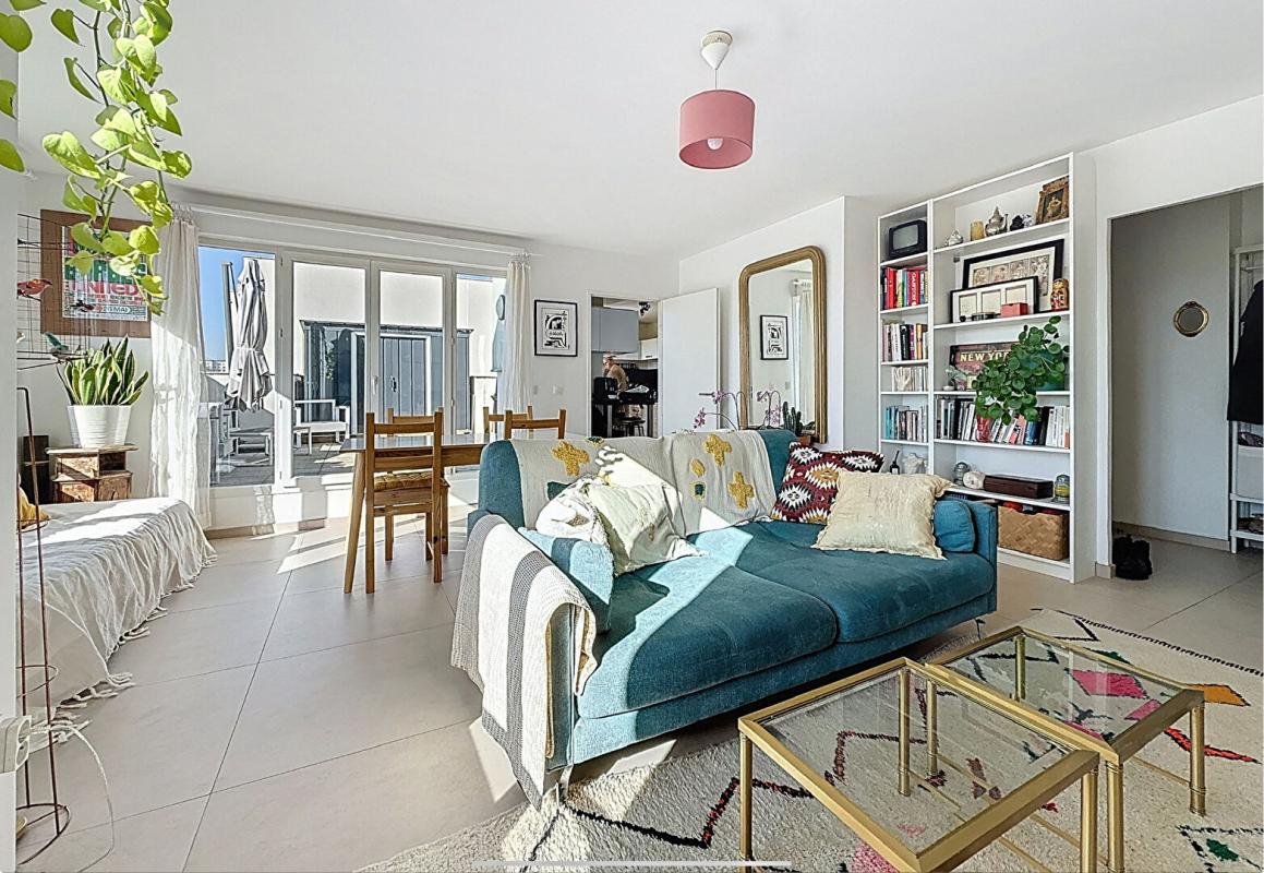 SAINT-DENIS Appartement  3 pièces avec grande terrasse Proche métro SAINT DENIS 2