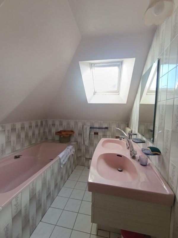 PONTIVY Maison Pontivy en centre-ville 7 pièces 10