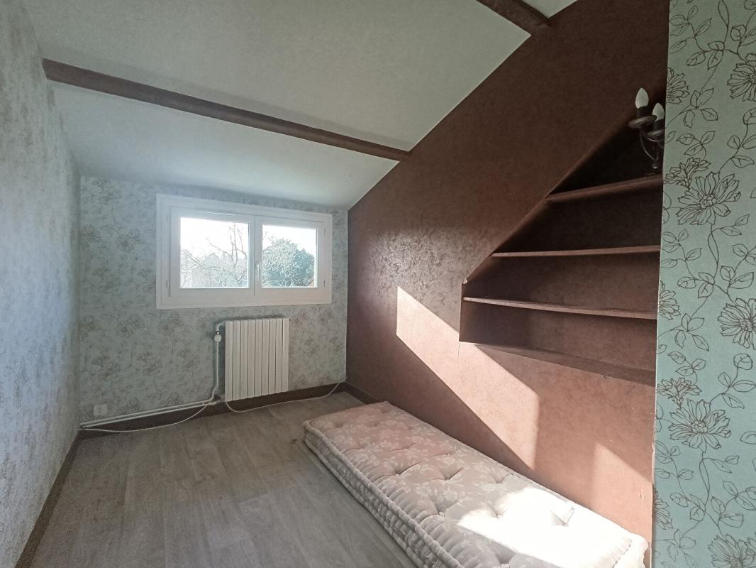 PONTIVY Maison Pontivy en centre-ville 7 pièces 12