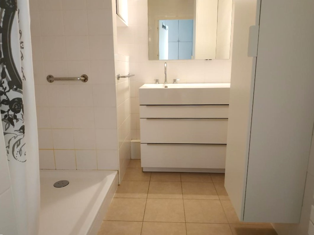 NANTES Appartement Nantes 3 pièces 77 m2 avec 3 terrasses, box et cave 18