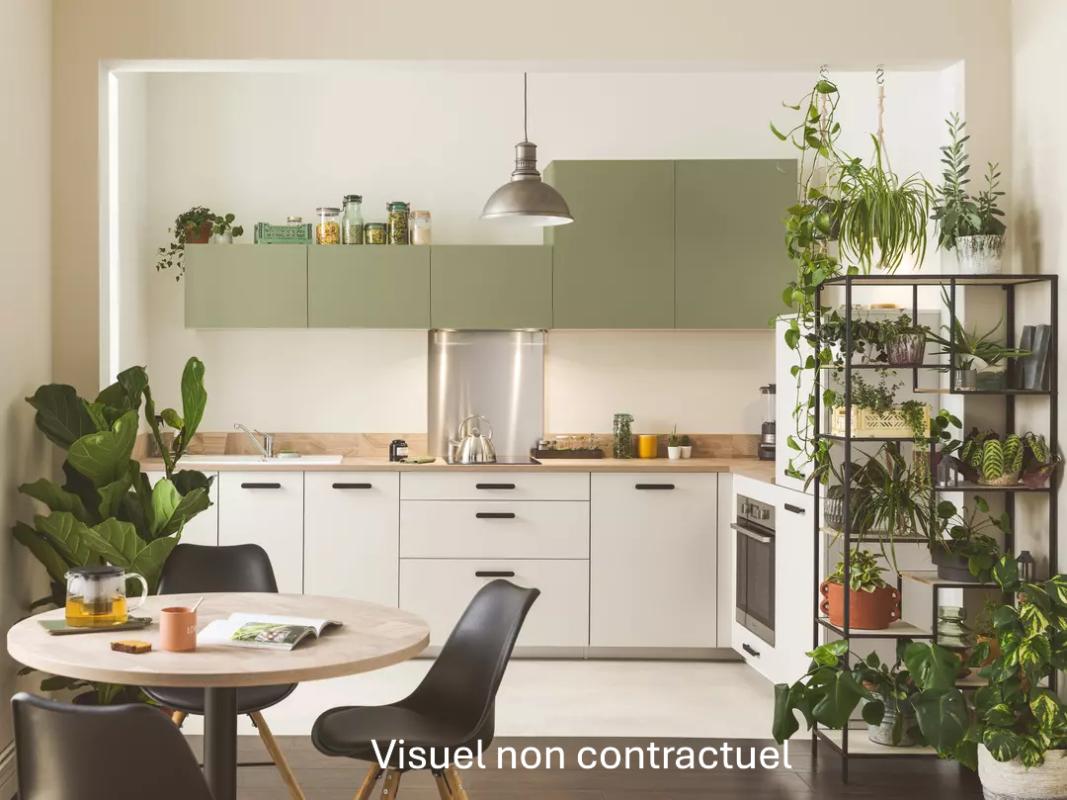 SAINT-CHRISTOL Saint-Christol (84), Appartement 104 m² avec toit terrasse de 30 m², balcon 7 m² Fort potentiel 80 000 4