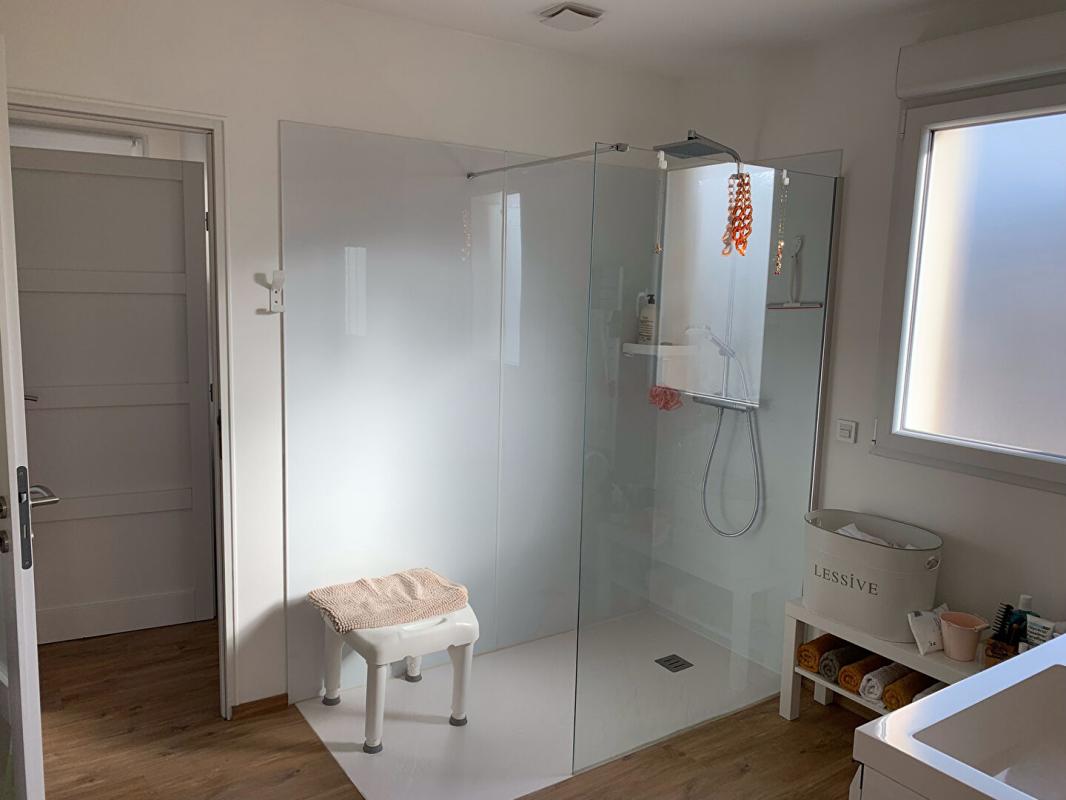 SALLES-D'ANGLES Salles D Angles - Belle charentaise - 7 pces - 4CH -174 m2 13