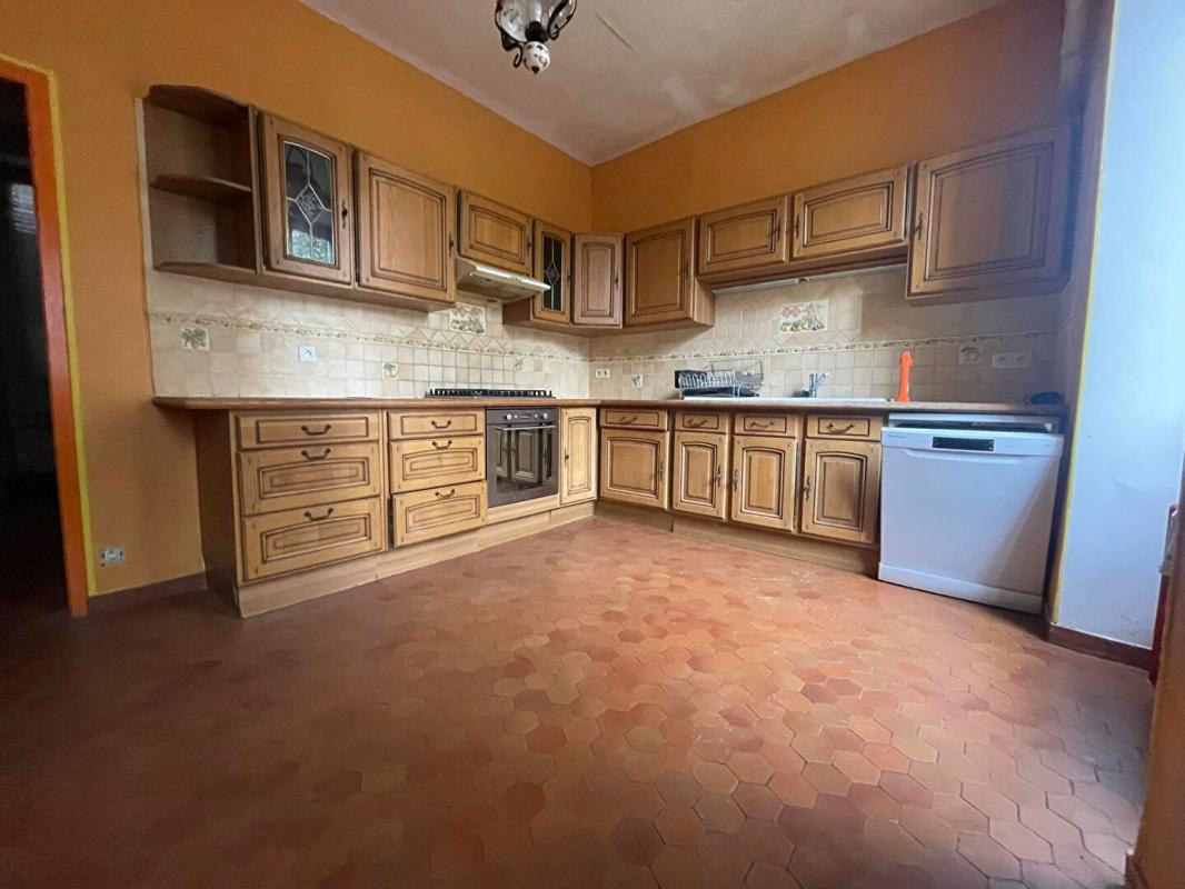 MEREVILLE Maison en centre ville, gros potentiel 12