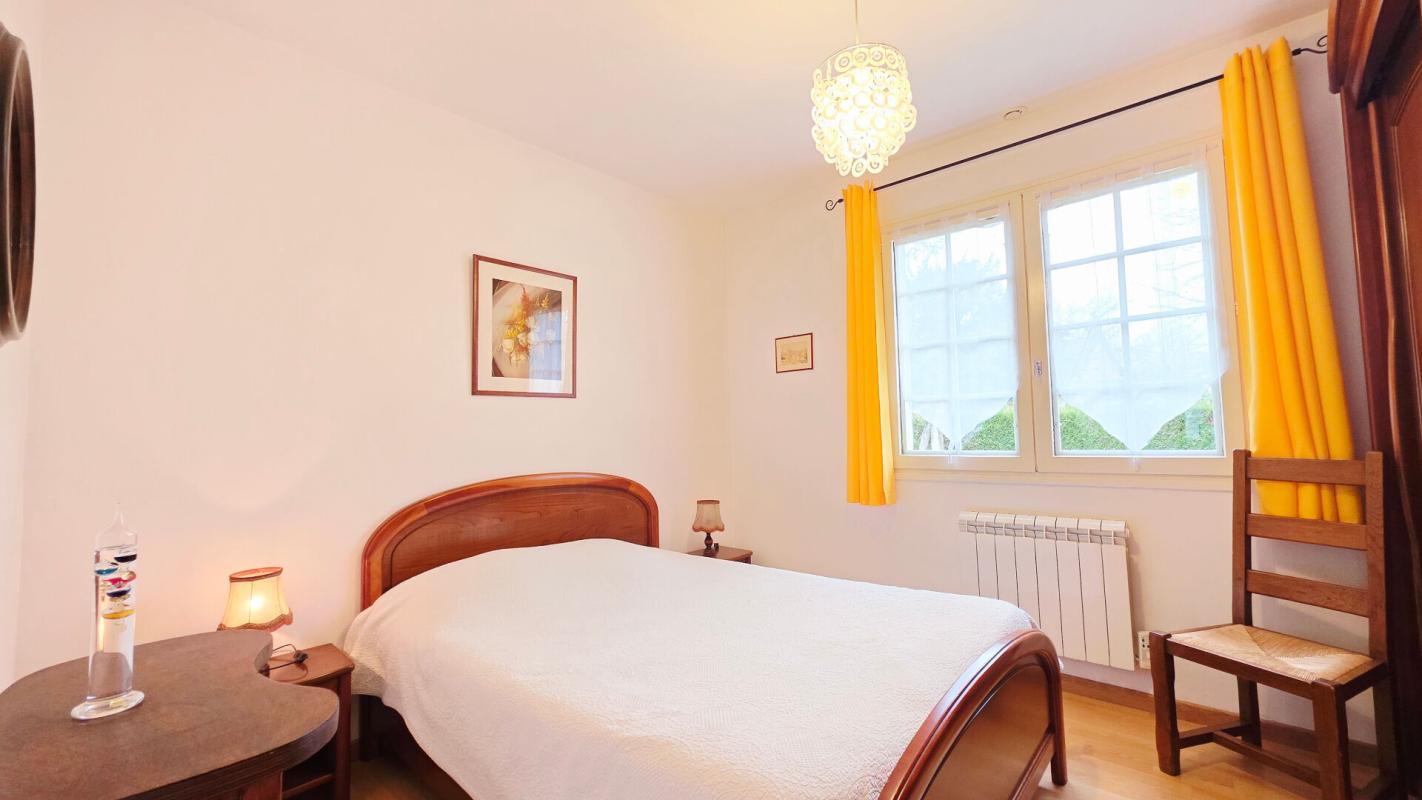 MARMAGNE MARMAGNE MASION DE PLAIN PIED 4 PIECES 3 CHAMBRES JARDIN 11