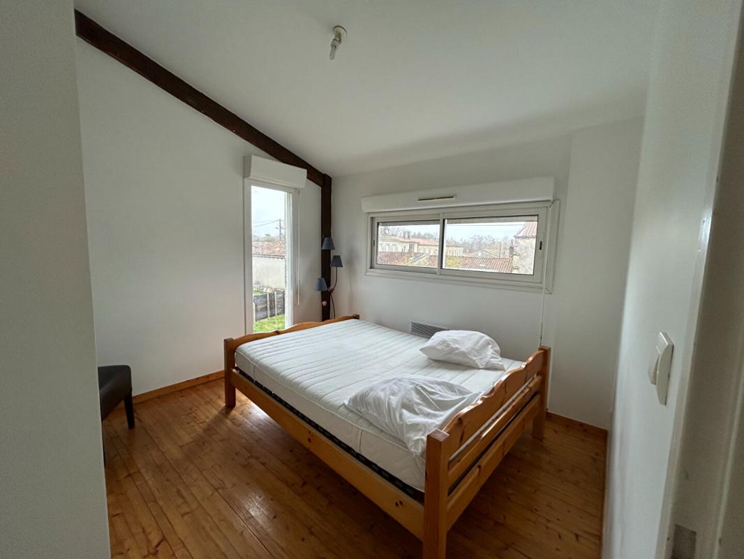 SAINT-LAURENT-MEDOC Ancienne grange rénovée en maison familiale 110 m² À 30 min de l'océan 6