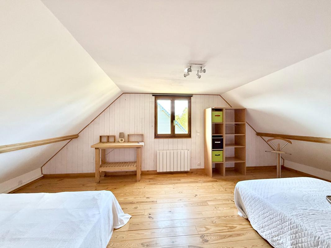 SAINT-GATIEN-DES-BOIS Maison 3 chambres en bois 15