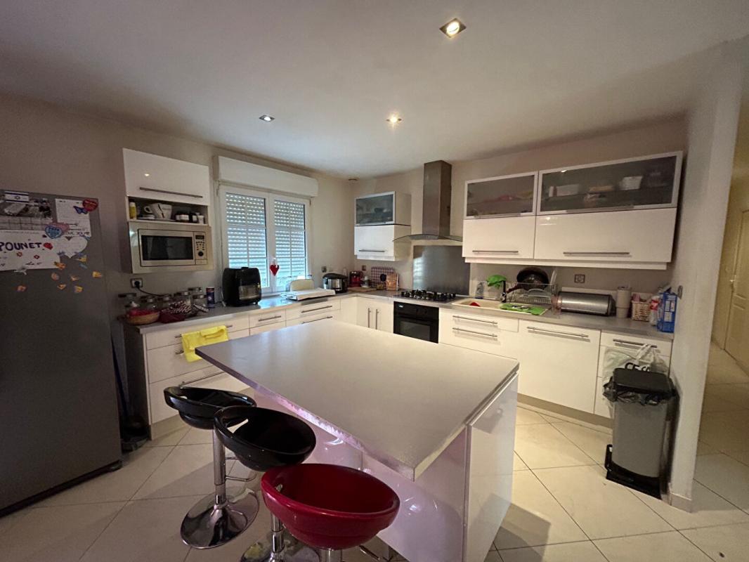 CHAUNY Maison Chauny 5 pièce(s) 115 m2 2