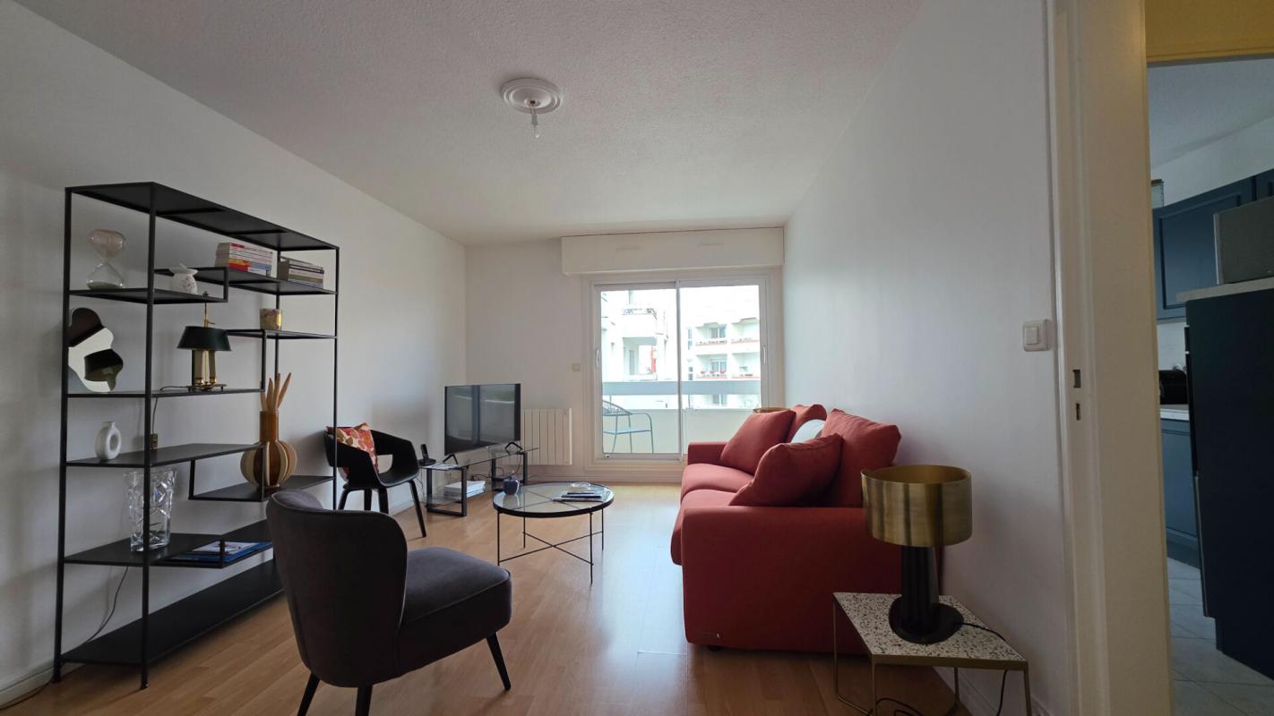 BORDEAUX Appartement T2 de 45m² Bordeaux Caudéran Proche place Moscou 2
