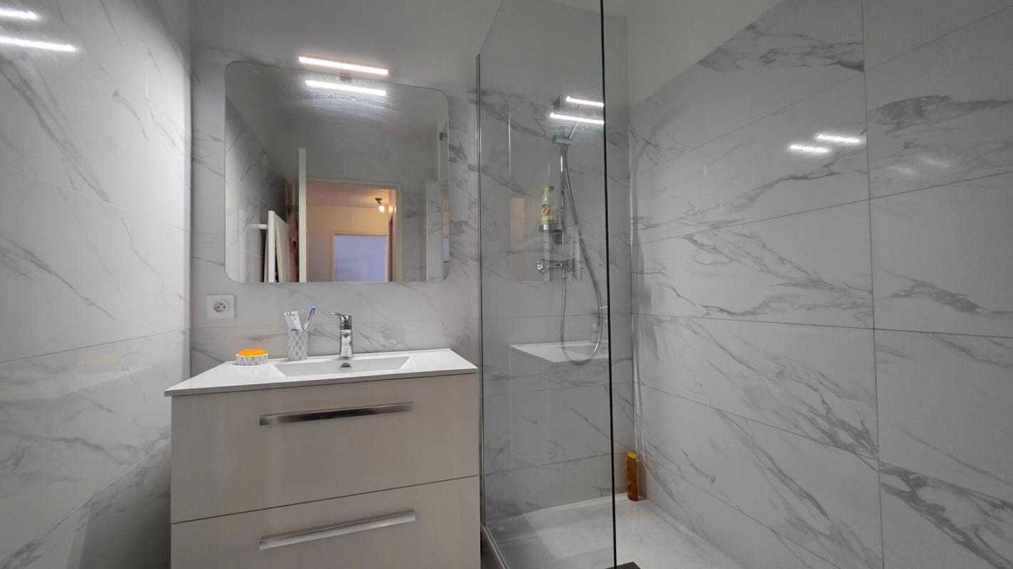 BORDEAUX Appartement T2 de 45m² Bordeaux Caudéran Proche place Moscou 5