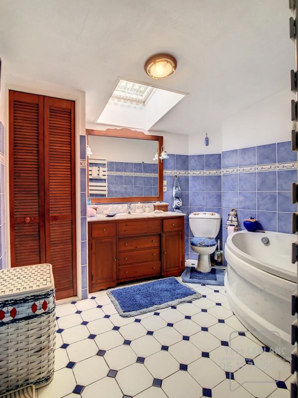 GROIX Maison Groix 6 pièce(s) 87 m2 8