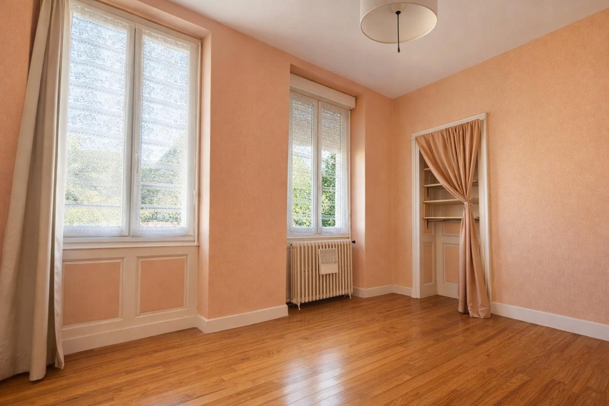 VERDELAIS Maison de caractère avec verrière - dépendances - fort potentiel ?124 m2 - 5 minutes de Langon 11