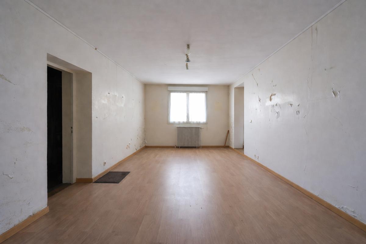 VERDELAIS Maison de caractère avec verrière - dépendances - fort potentiel ?124 m2 - 5 minutes de Langon 4