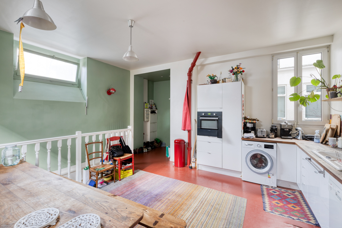 PARIS-11E-ARRONDISSEMENT Loft rue Oberkampf 2