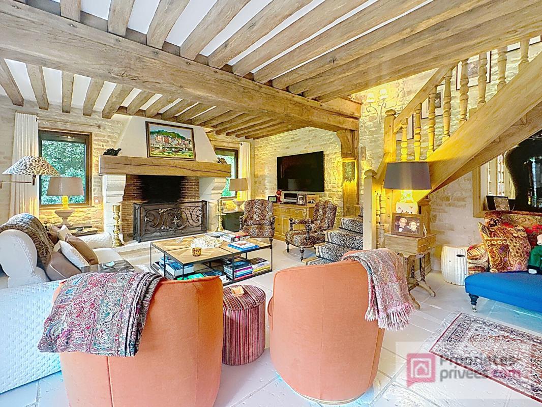 TOURGEVILLE Superbe maison Normande en colombages de 240 m² , aux portes de Deauville -très bon standing 5