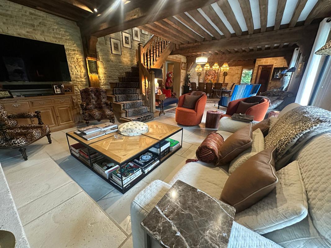 TOURGEVILLE Superbe maison Normande en colombages de 240 m² , aux portes de Deauville -très bon standing 7
