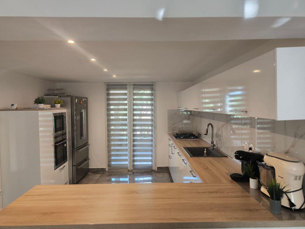 LE PEAGE-DE-ROUSSILLON Belle maison familiale proche de toute commodité 8