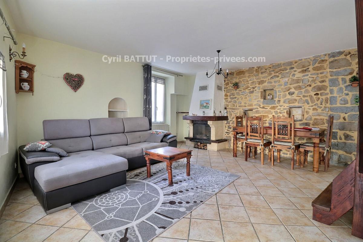 LEDIGNAN Maison de village rénovée avec terrain constructible - Lédignan 1