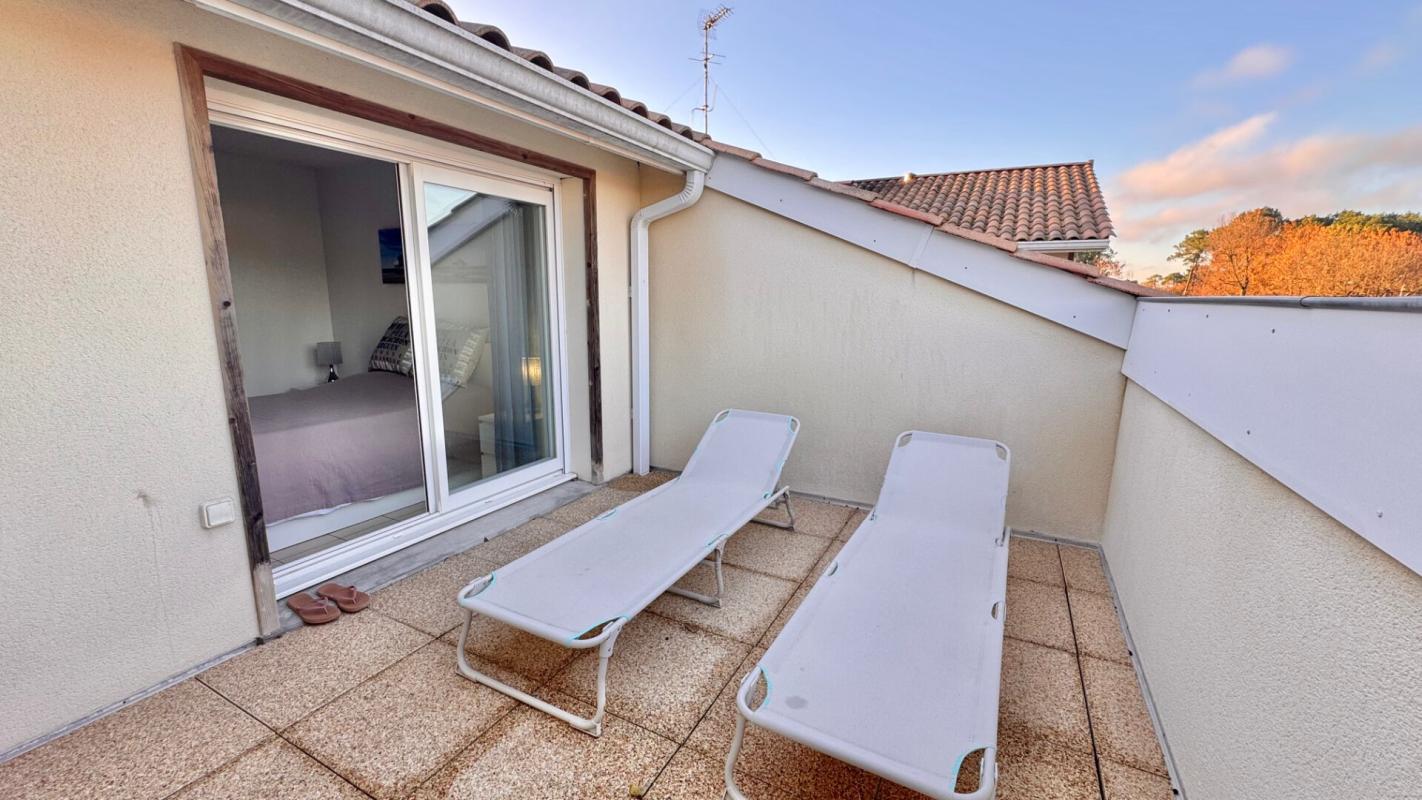 LANTON TRES BEAU T3 DUPLEX AVEC 2 TERRASSES ET GARAGE ! 12