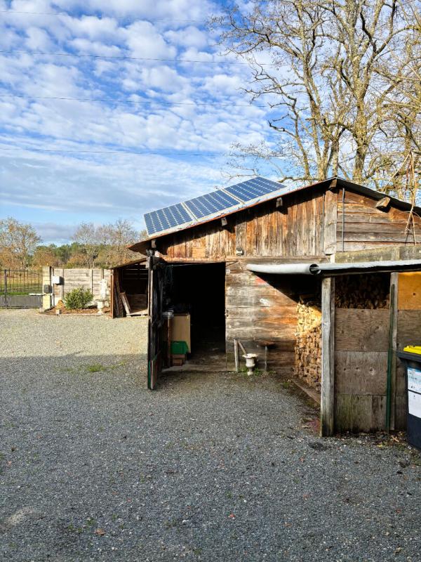 ANDERNOS-LES-BAINS Maison Andernos Les Bains 5 pièce(s) 84 m2 - Grand terrain - secteur boisé 12