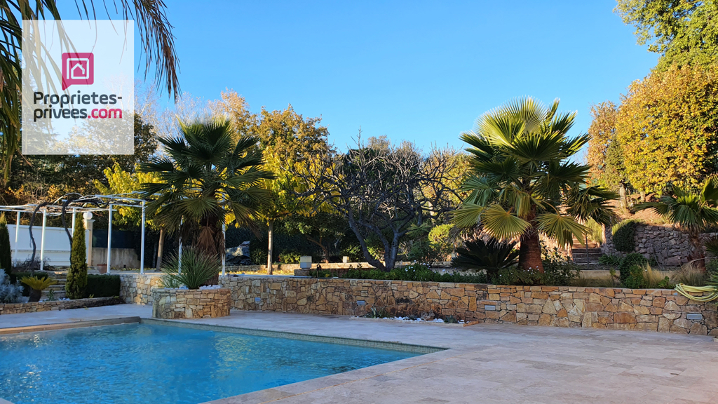 FREJUS Puget sur Argens 83480- Ensemble immobilier de 3 villas sur terrain de 5400m² 4