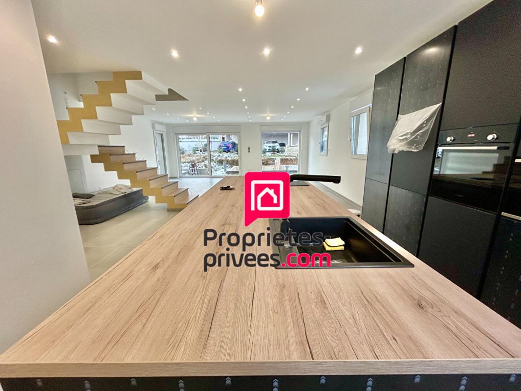 BARR EXCLUSIVITÉ Maison contemporaine neuve avec piscine à Barr 6