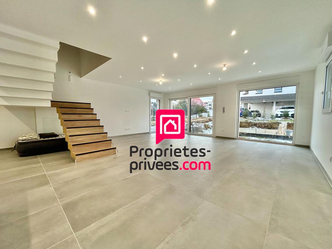 BARR EXCLUSIVITÉ Maison contemporaine neuve avec piscine à Barr 8