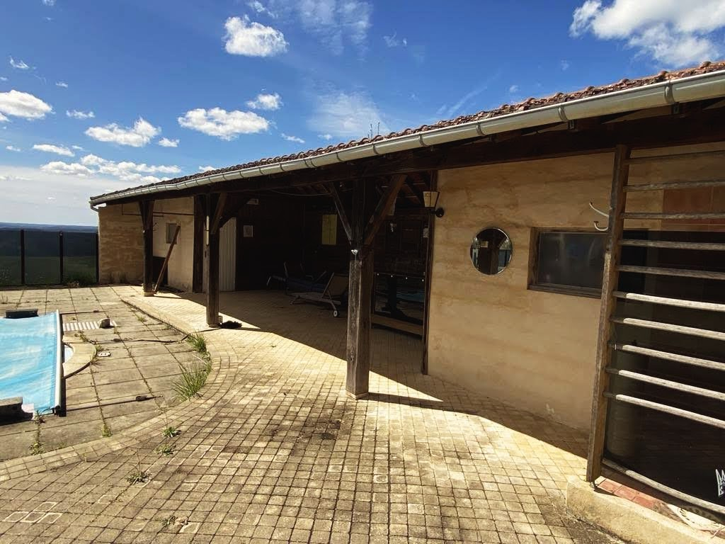 EXCIDEUIL Maison en pierre avec piscine à Excideuil 5 pièce(s) 180 m2 13