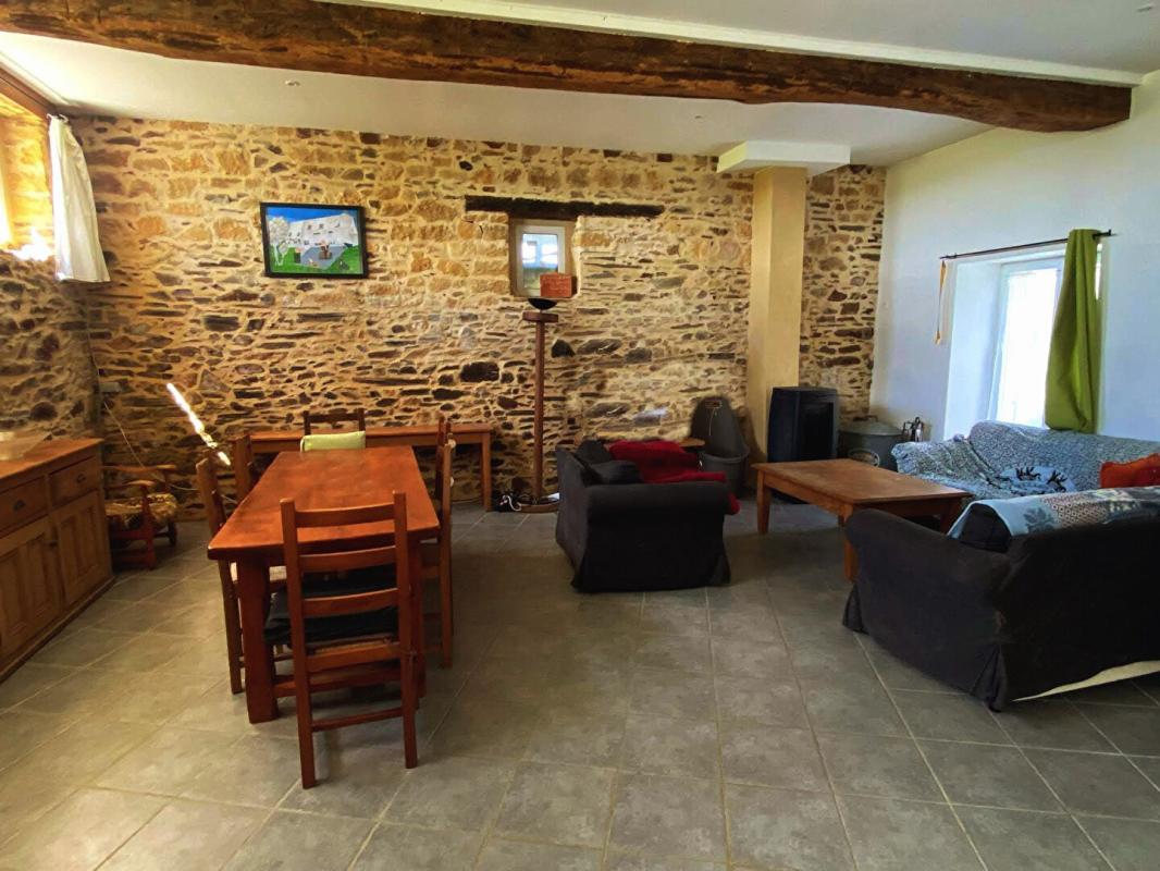 EXCIDEUIL Maison en pierre avec piscine à Excideuil 5 pièce(s) 180 m2 5