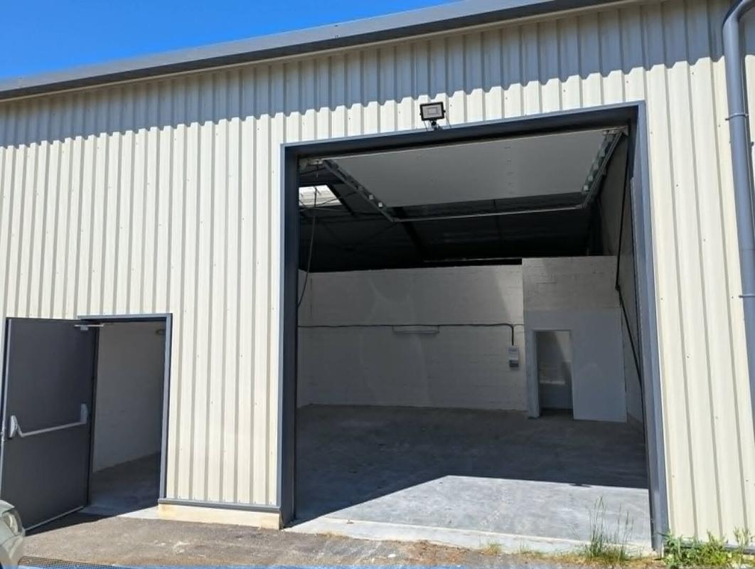 SENLIS FLEURINES - LOCAL D'ACTIVITE 86 M² 5