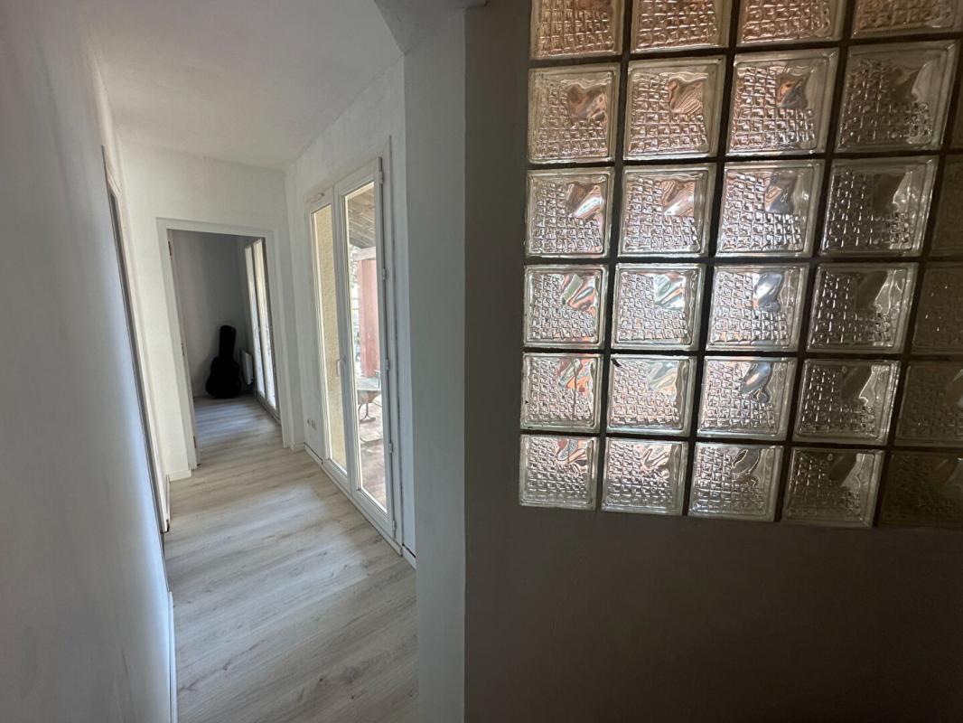 PIGNAN Villa Pignan composée de 2 logements 8